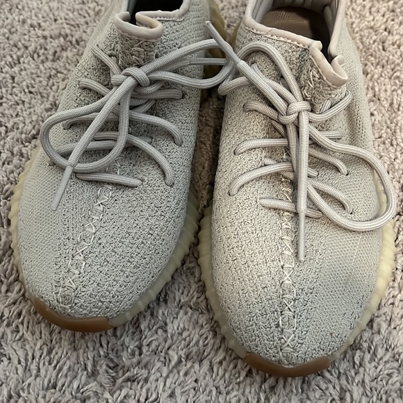 Yeezy Adidas Gray Sneakers 7 - Picture 4 of 9